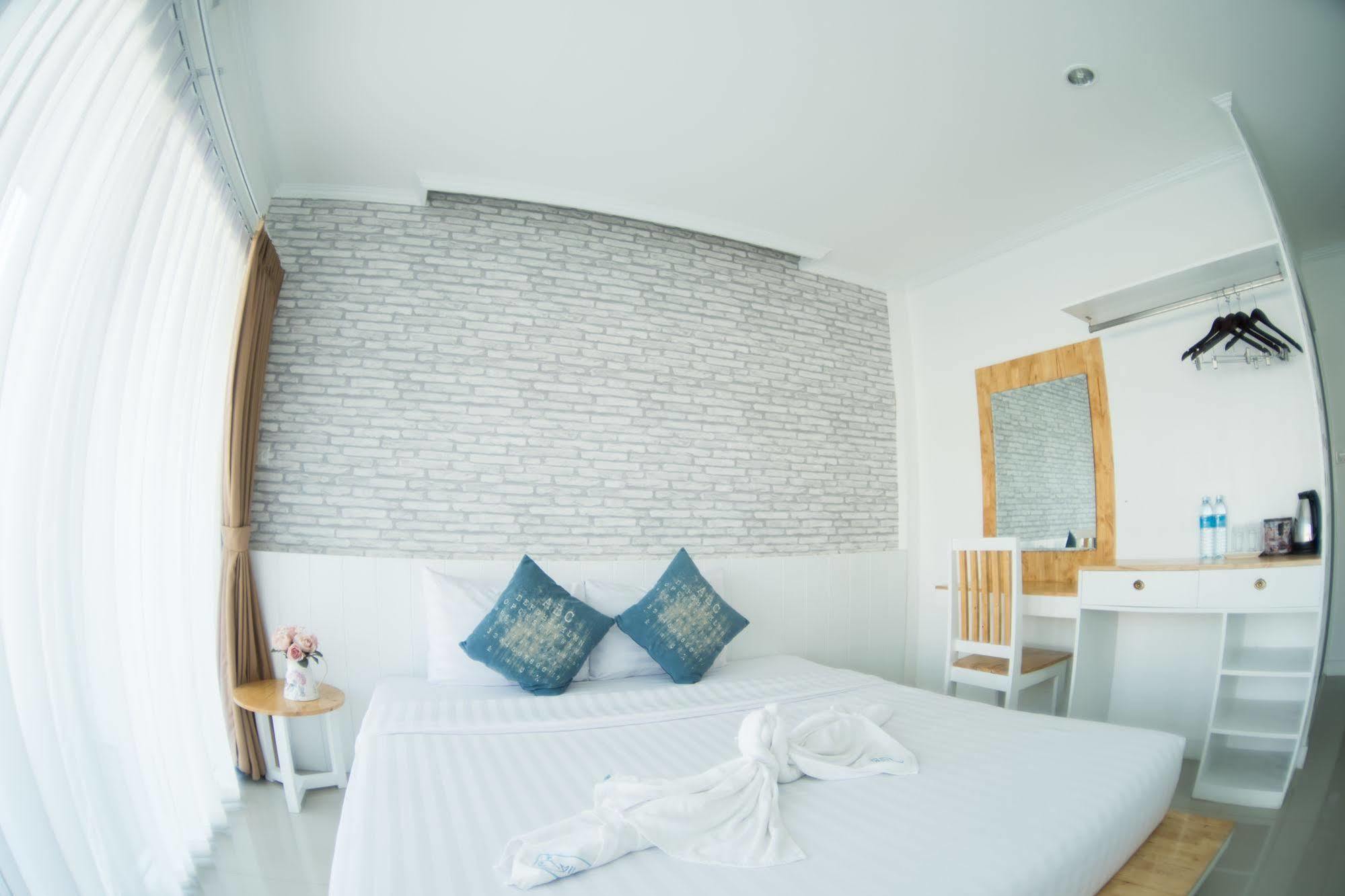 Milano Huahin HHQ Exterior foto
