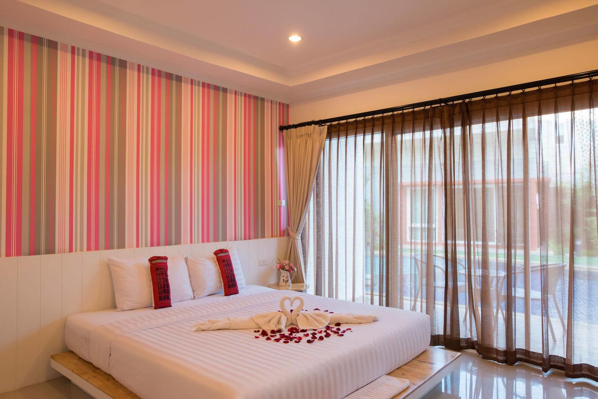 Milano Huahin HHQ Exterior foto